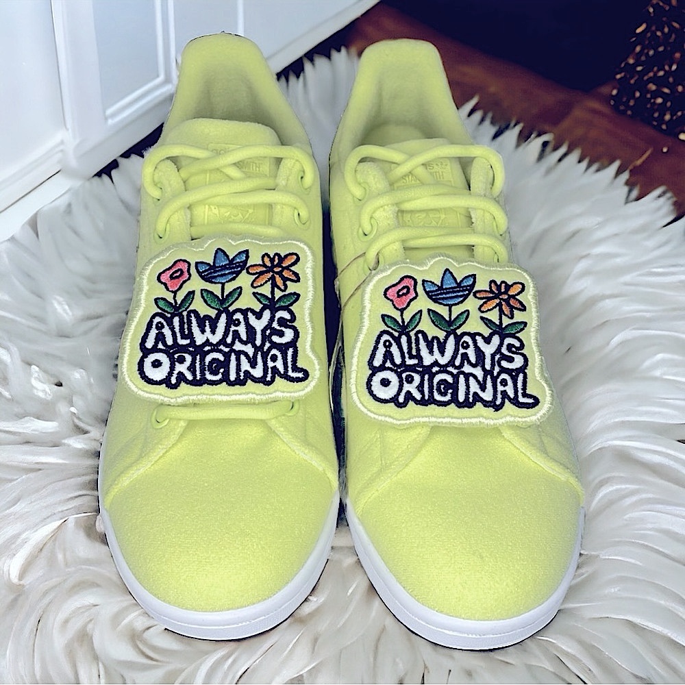 NWT Adidas Stan Smith Always Original GX8553 sz 9 Pulse Yellow/Cloud White